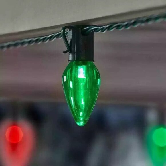 Home Accents 100 Count Red/Green Super Bright Steady Lit C9 Lights 65.4 Ft - Picture 5 of 7
